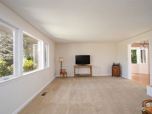 4th image of 4918 N 24th Street
