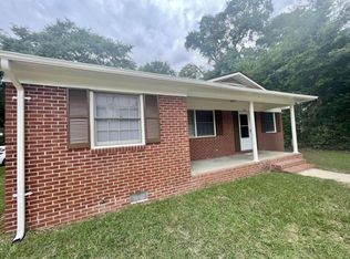 1402 Martin Luther King Jr Dr, Lumberton, NC 28358