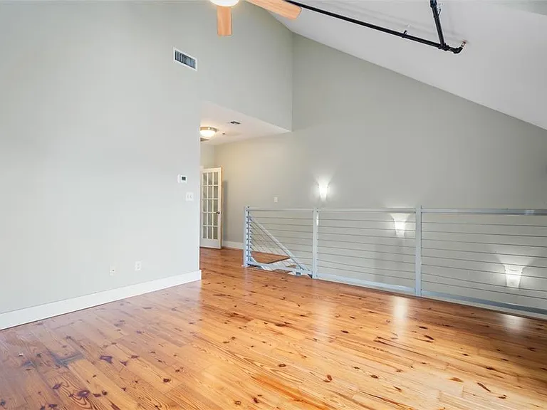 412 Dauphin St #THB — Photo 10