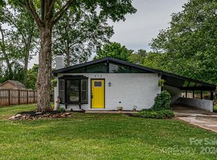 572 Georgia Ave, Statesville, NC 28677