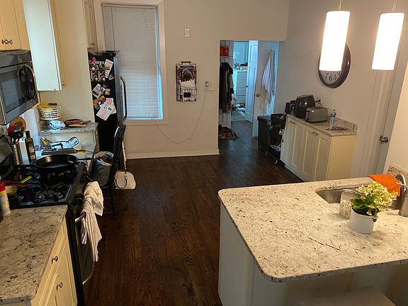 4th image of 854 W Armitage Ave #Ch2