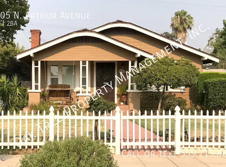 1305 N Arthur Ave — Photo 1
