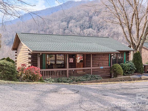 2nd image of 66 Elm Dr