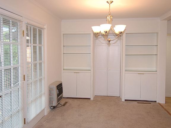 5th image of 706 Smedes Pl