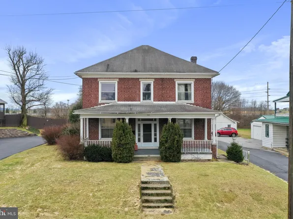 394 W Main St, Fayetteville, PA 17222
