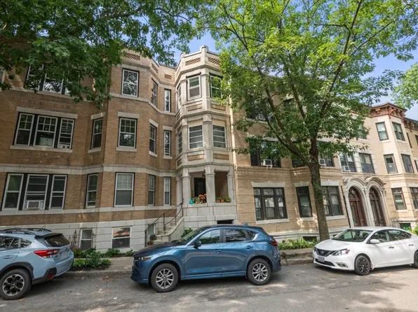 60 Marshal St APT 4, Brookline, MA 02446