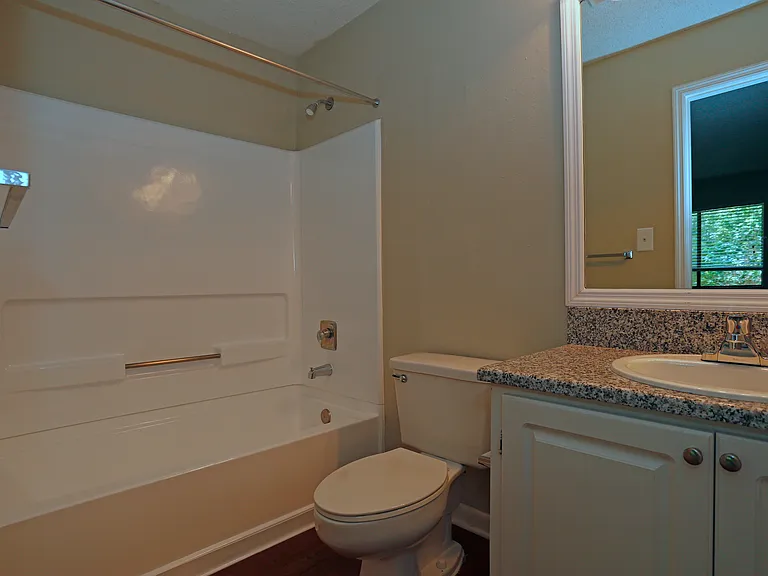 Two Bedroom Master Bath Jade C and D