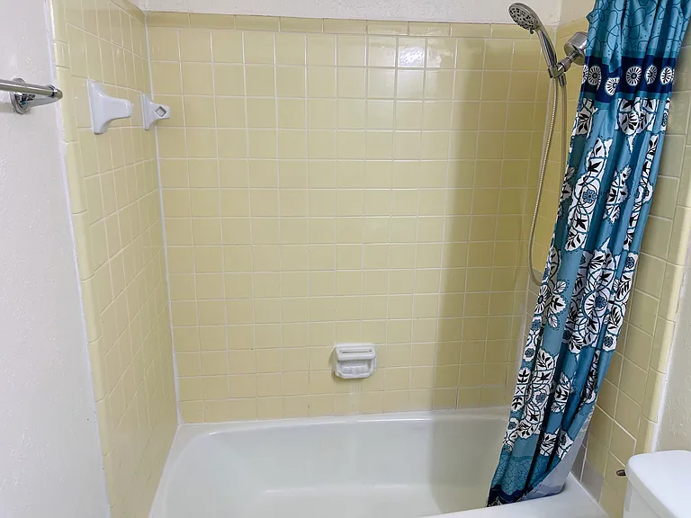 3400 Pleasant Valley Ln — Photo 7