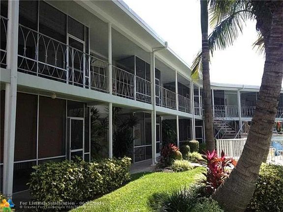 2nd image of 2748 NE 28th Ave APT 13