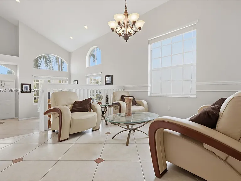15845 NW 14th Rd — Photo 5