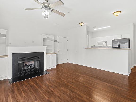5th image of 622 McKenna Cir #622