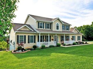 10221 Roppelt Rd, Cincinnati, OH 45252