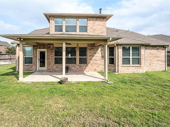 2nd image of 19519 Starbrook Oak Ln