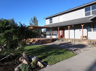 64119 Hunnell Rd, Bend, OR 97703