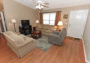 5th image of 3361 Candlebrook St