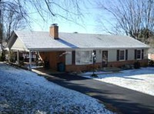 1112 Stocker St, Staunton, VA 24401