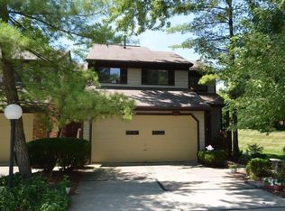 306 Bedford Glen Ln, Springdale, OH 45246