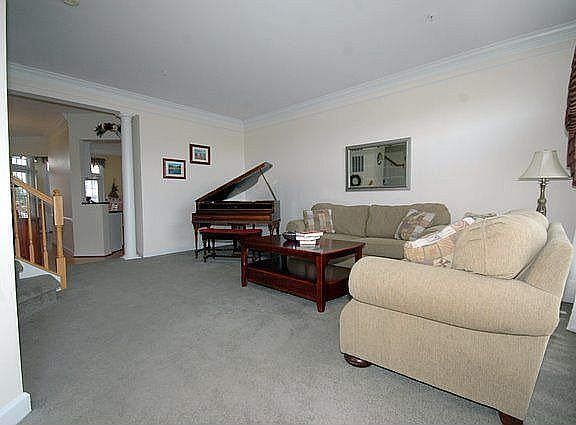 Formal Living 