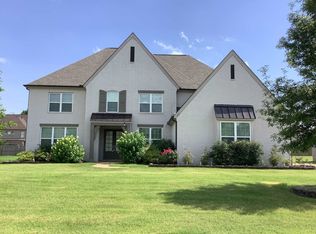 455 Tender Oaks Ln N, Collierville, TN 38017