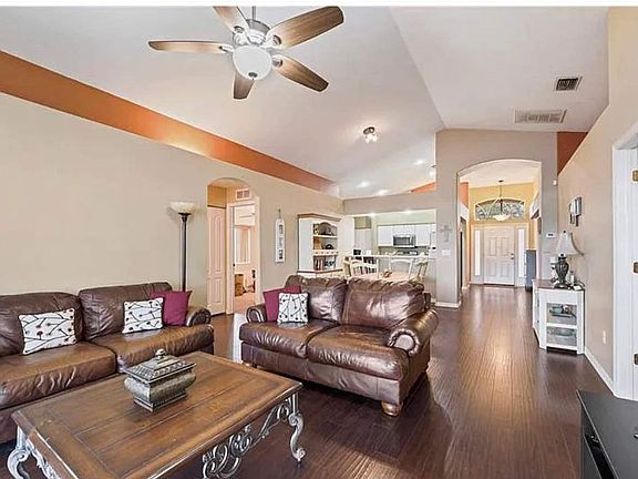 3rd image of 1244 Salt Lake Dr