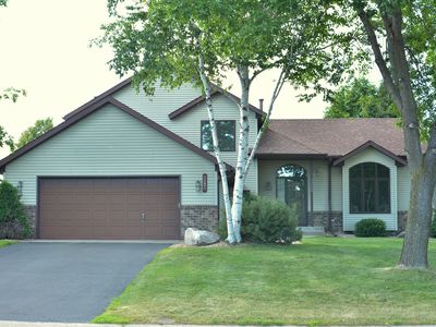 3220 Highlands Rd N, Brooklyn Park, MN, 55443
