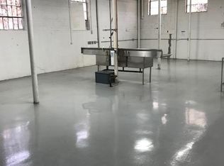 2141 W 21st St, Chicago, IL 60608