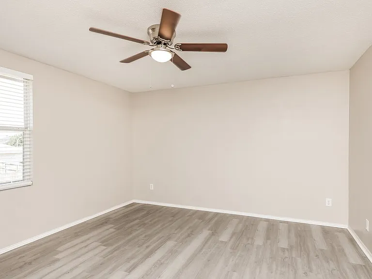 2909 Paint Brush Pl — Photo 12