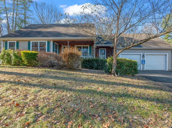 21 Tartia Road, East Hampton, CT 06424