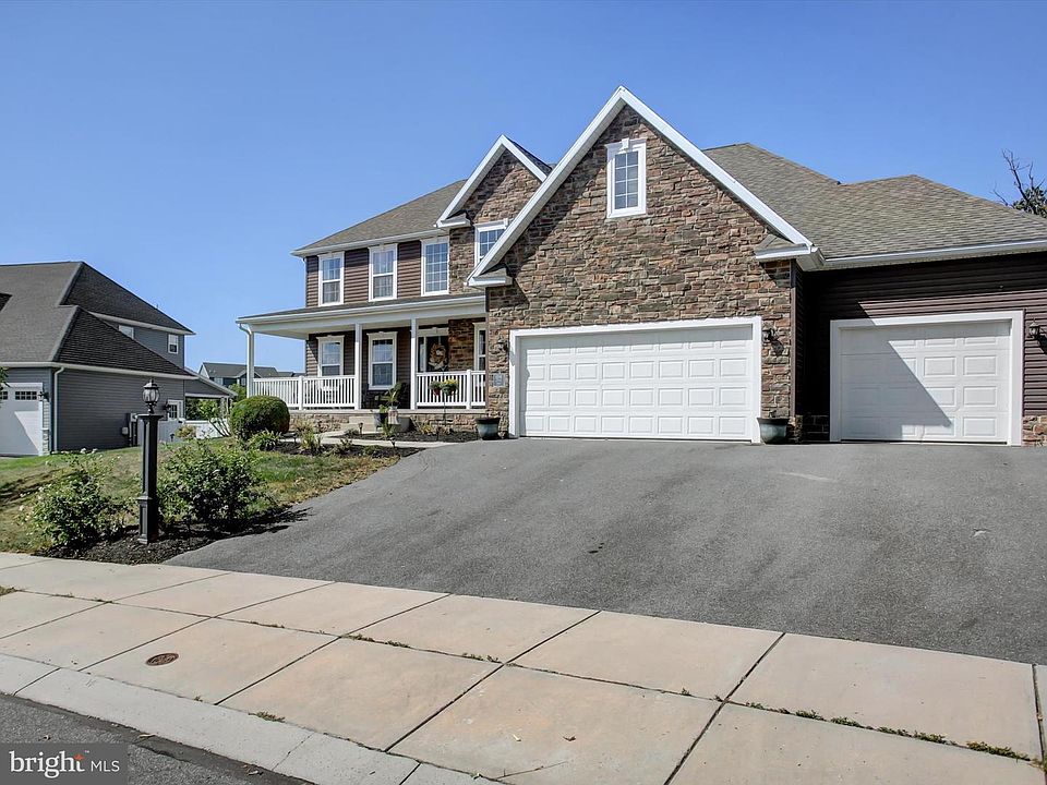 1st image of 1299 Divinity Dr