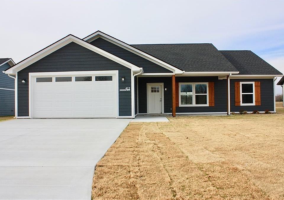 1st image of 412 N Edgewood Dr