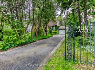 398 Maple Grove Dr, Oakville, ON L6J 4V7