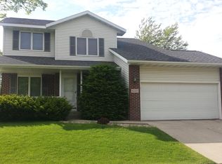 1501 Langley Ln, Madison, WI 53718
