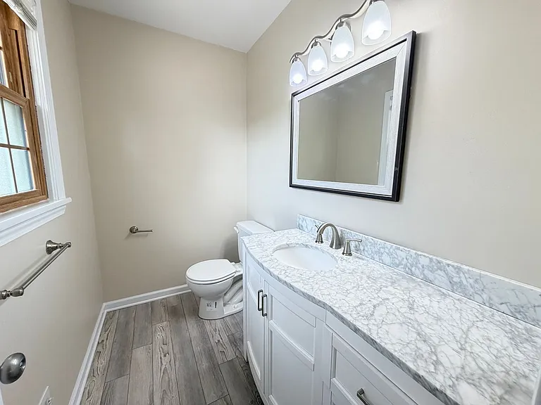 2208 Stephan Ln — Photo 19
