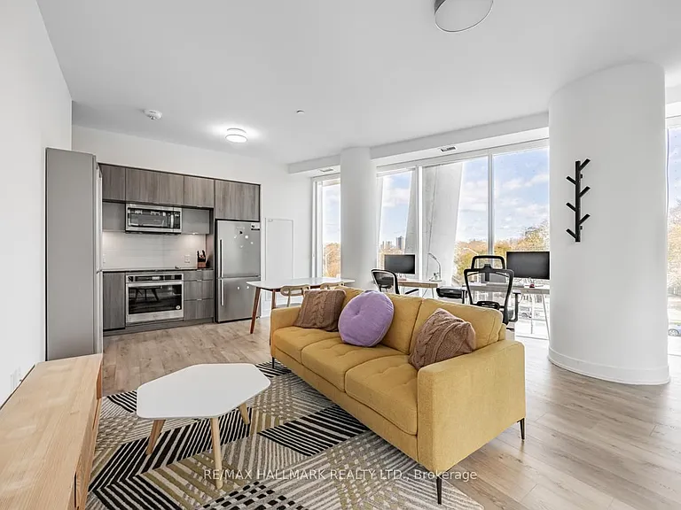 585 Bloor St E #318 — Photo 40