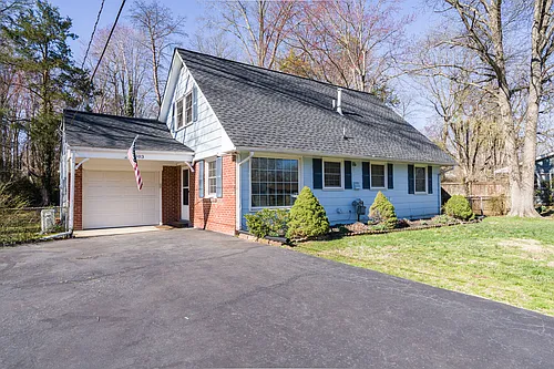 4903 Shirley St Photo 1
