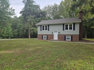 1409 High St, Farmville, VA 23901