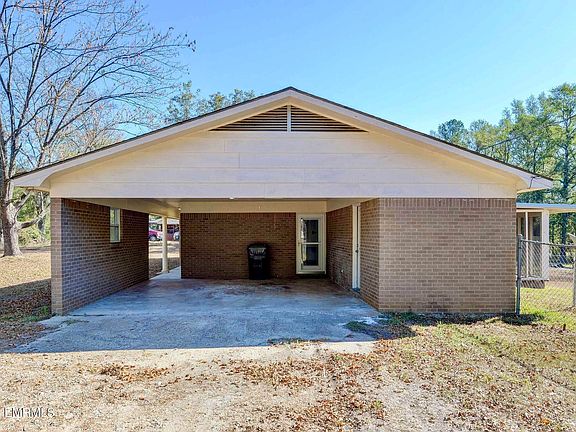 4th image of 906 5th St