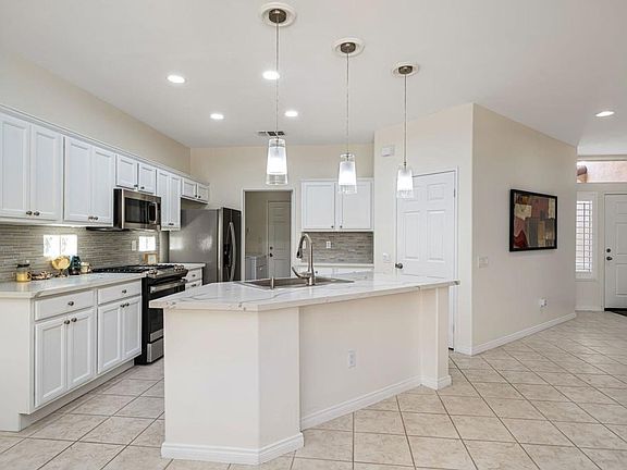 2nd image of 78716 Stansbury Ct