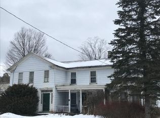90 Broad St, Morris, NY 13808