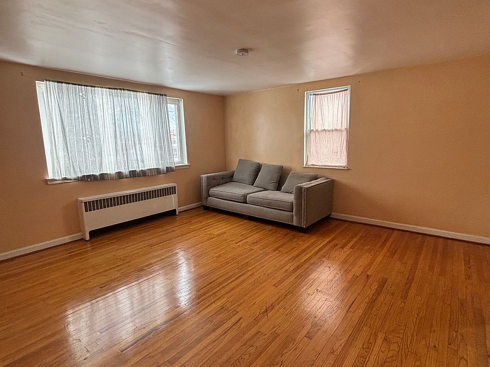 1st image of 1918 Solly Ave Floor 2
