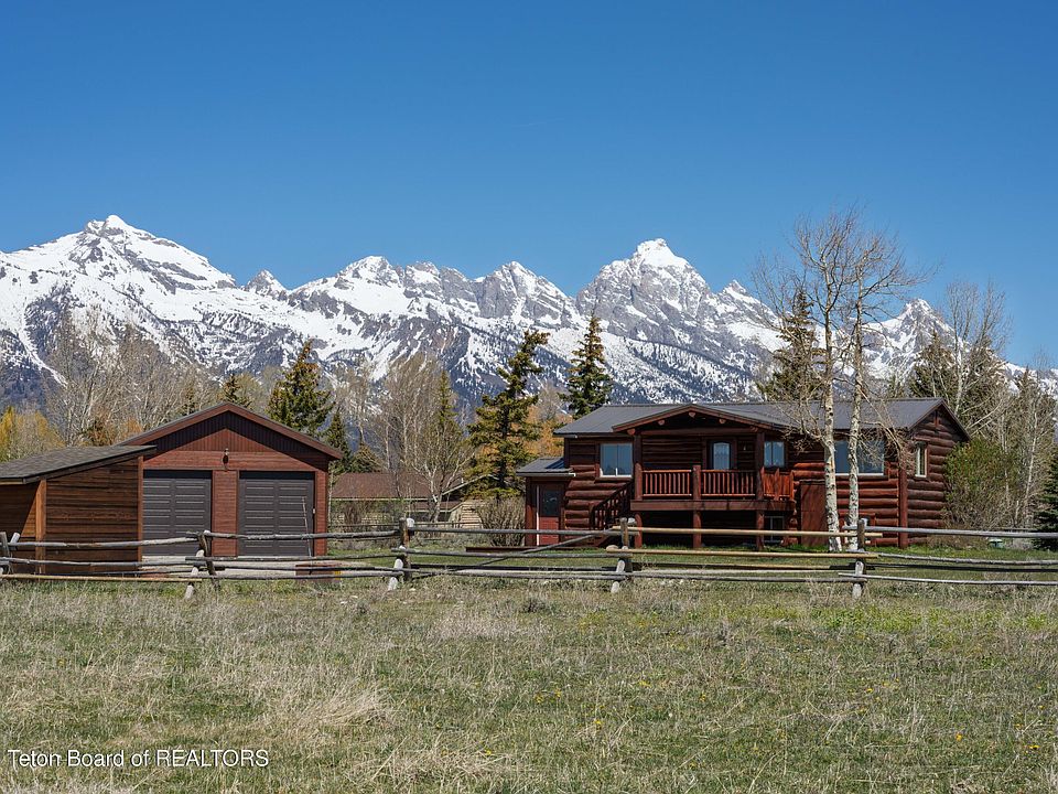 1st image of 8000 N Spring Gulch Rd