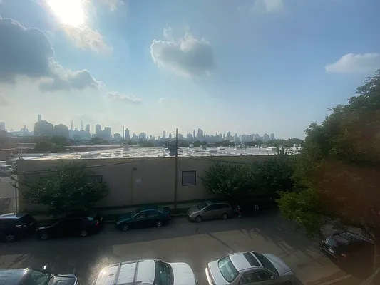 Rented by Tri Boro Terrace Realty | media 16