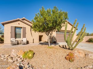 825 N Copper View Dr, Green Valley, AZ 85614
