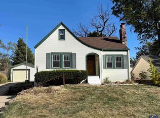 224 S 38th St, Lincoln, NE 68510