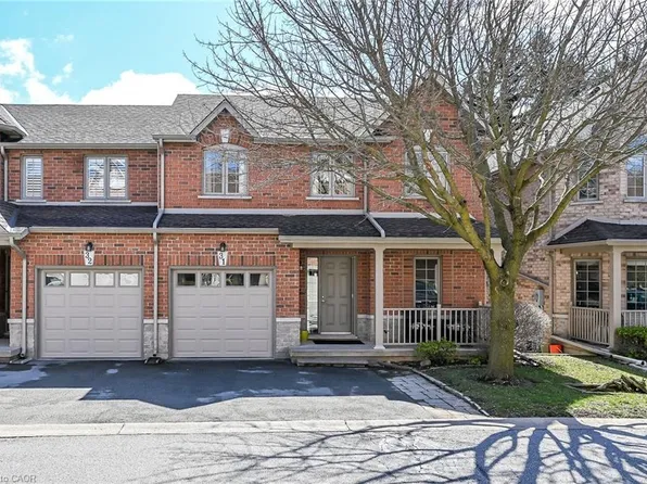 25 Hamilton St S #31, Hamilton, ON L8B 0L1