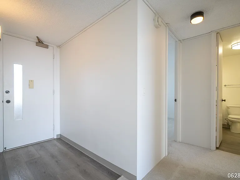 1212 Punahou St #3305 — Photo 16