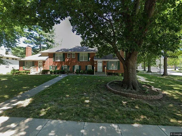 4304 W 82nd Ter