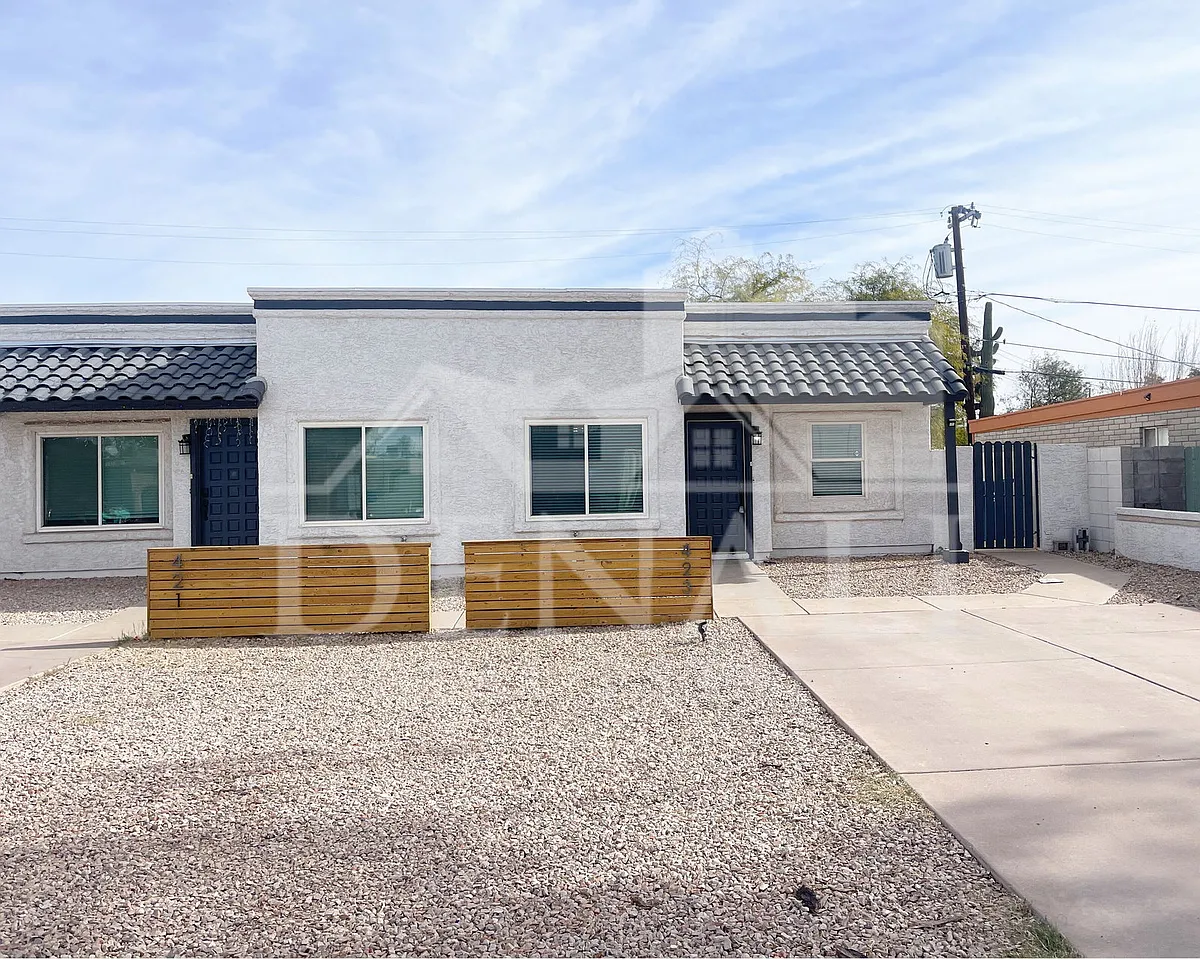 Building Photo - 423 S Terry Ln