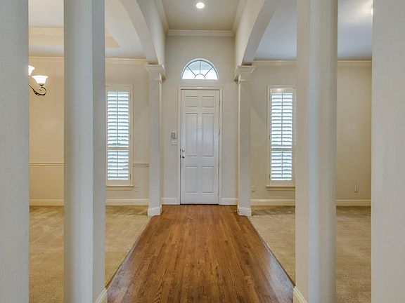 4th image of 2387 Barret Dr