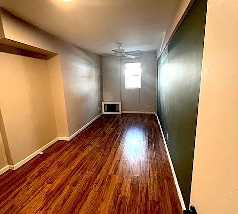4th image of 5-30 50th Ave #1